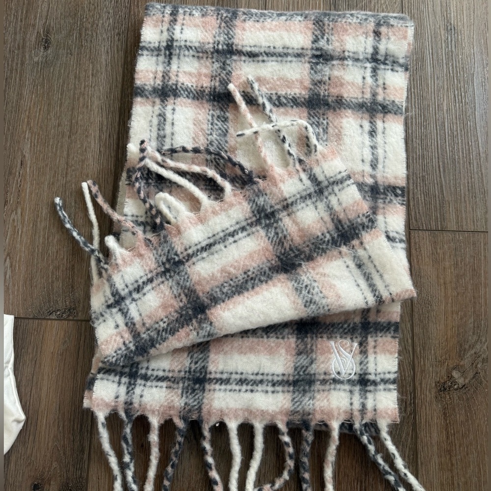Victoria's Secret Soft Plaid Scarf in Pink and Gray